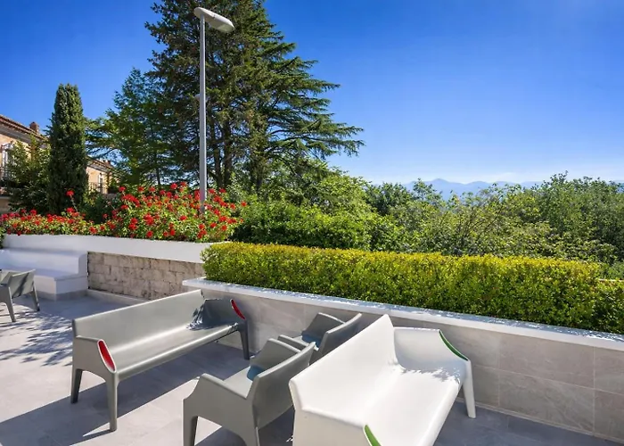 فندق Hotiday Capo 3*